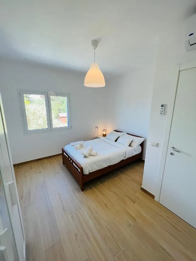 A Casa Di Tinny Barbusi