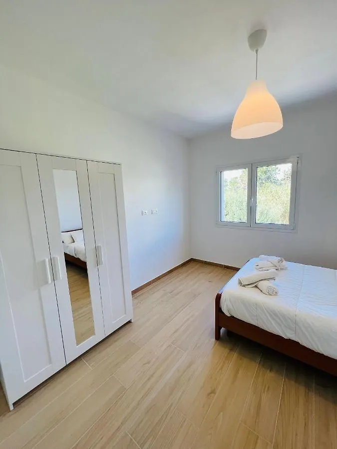 A Casa Di Tinny Barbusi