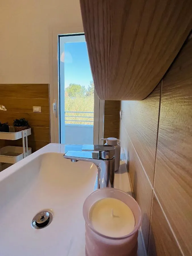 شقة A Casa Di Tinny Barbusi