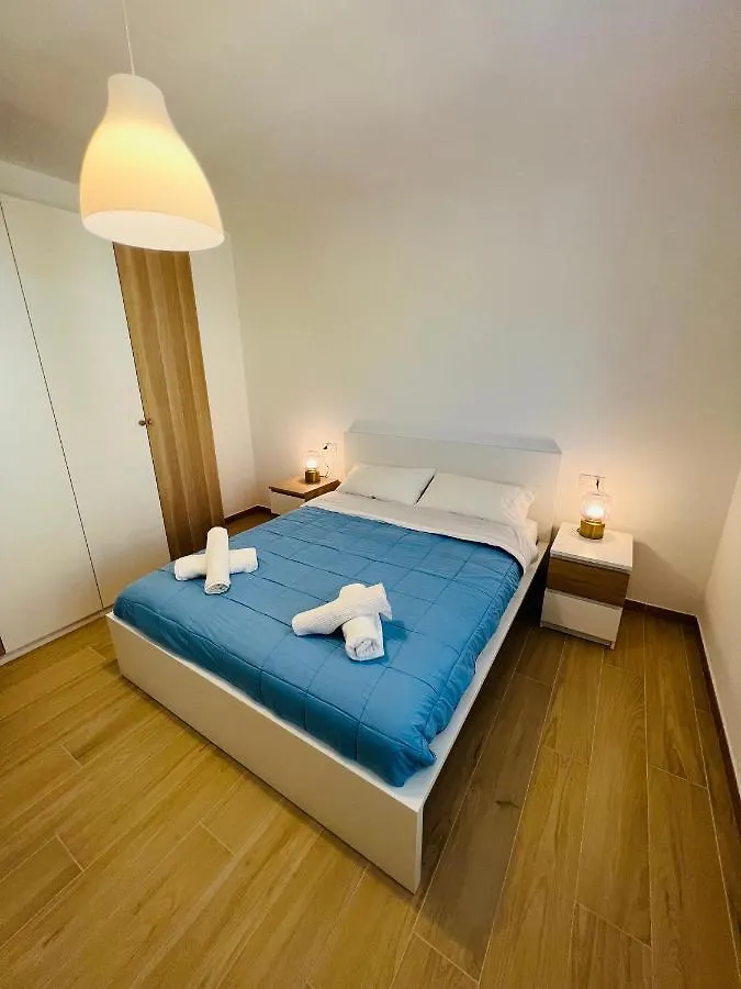 Apartment A Casa Di Tinny Barbusi